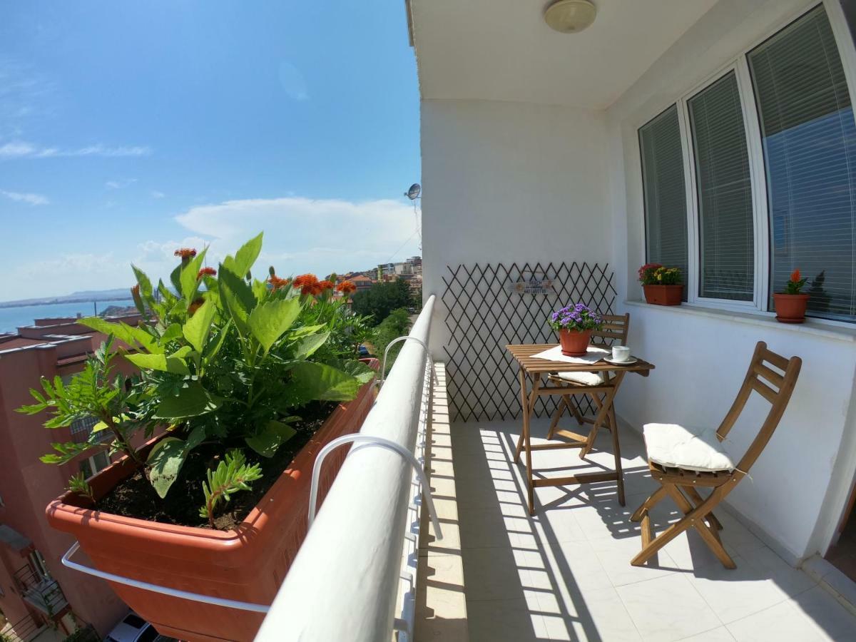 Apartment In St. Vlas With Terrace Sveti Vlas Esterno foto
