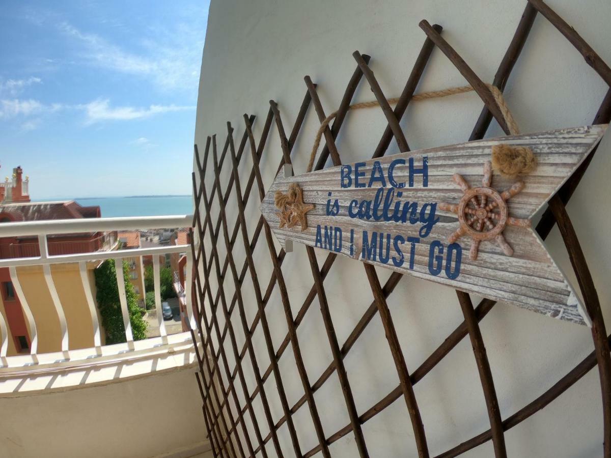 Apartment In St. Vlas With Terrace Sveti Vlas Esterno foto