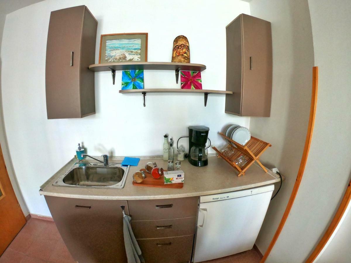 Apartment In St. Vlas With Terrace Sveti Vlas Esterno foto